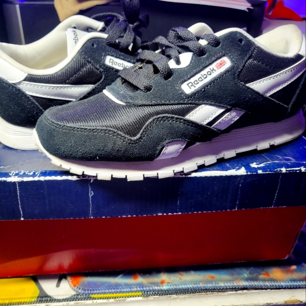 Reebok classics size 2 with box